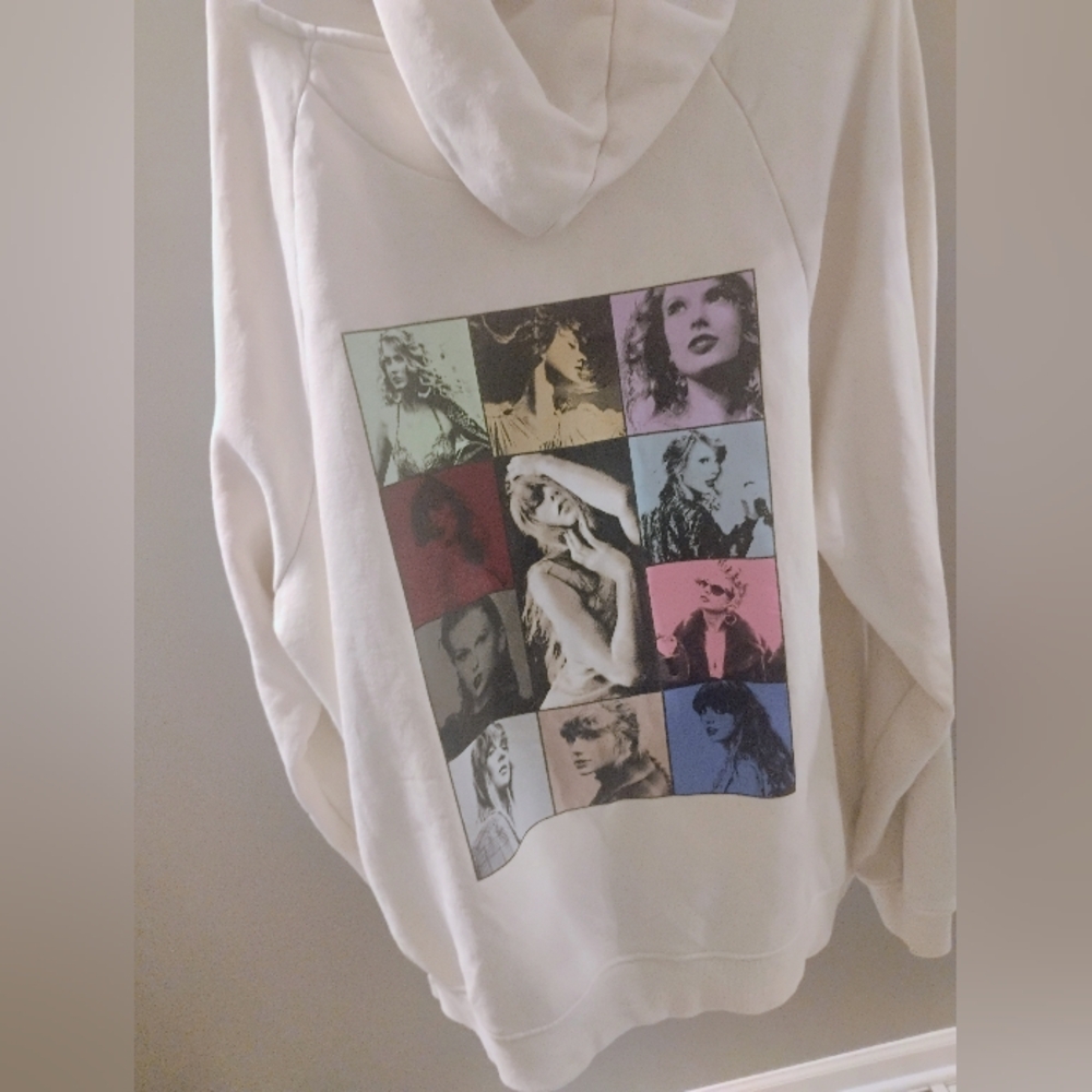 Women's Taylor Swift | The Eras Tour II Beige Hoodie Size 2XL - Picture 6 of 8